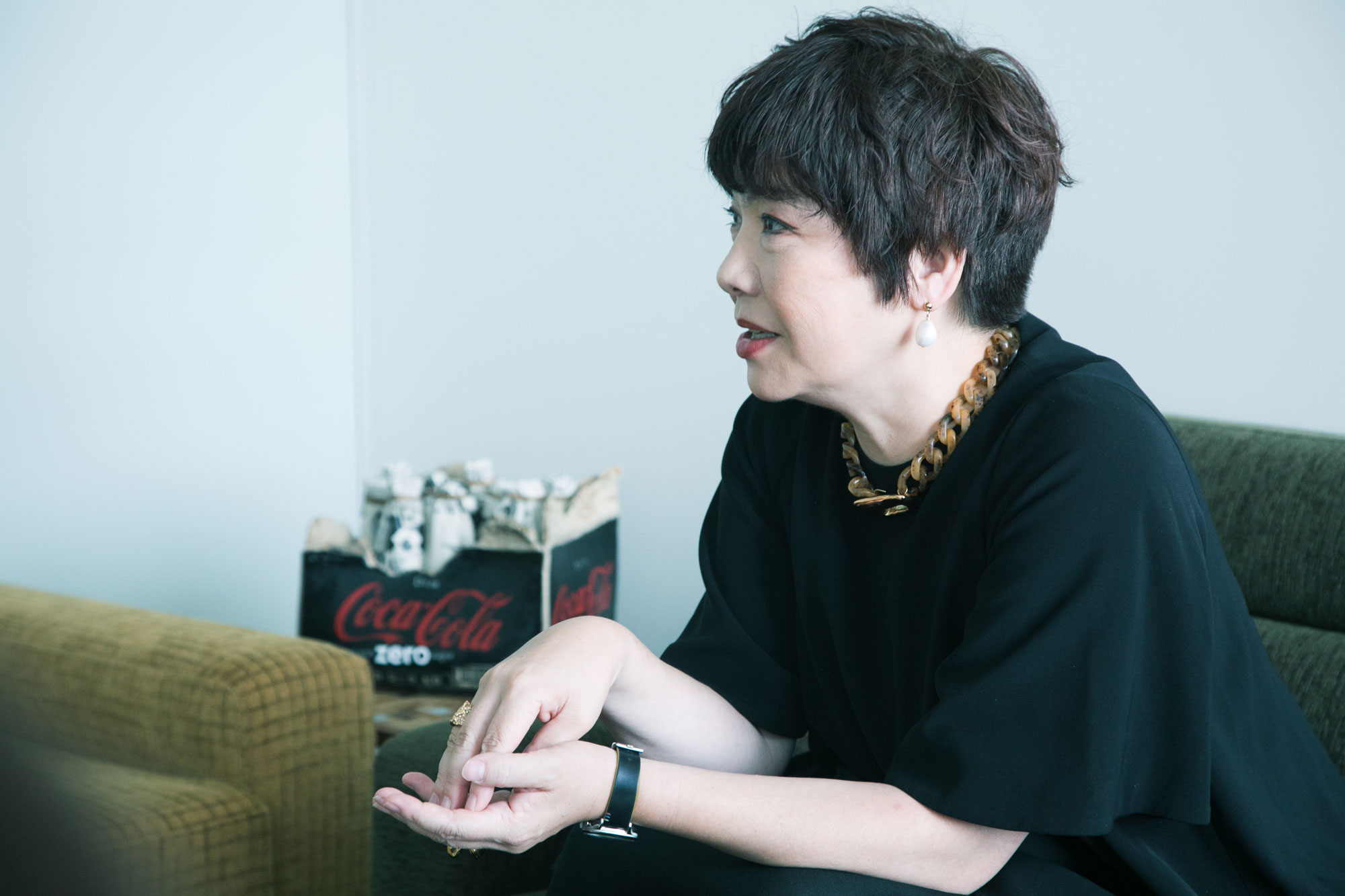 片岡真実が話をしている写真